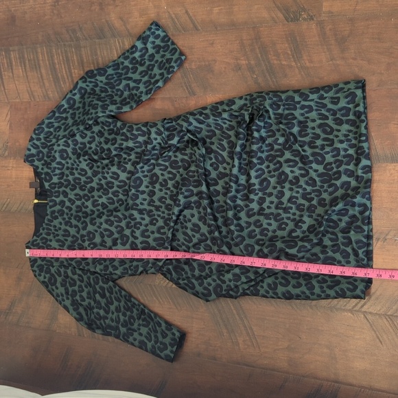 Louis Vuitton Green Leopard Print Ruched Silk Dress, 40 - Picture 7 of 7